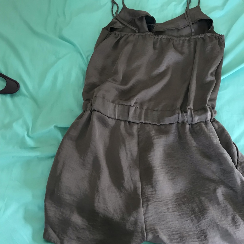 Romper - Picture 2 of 2